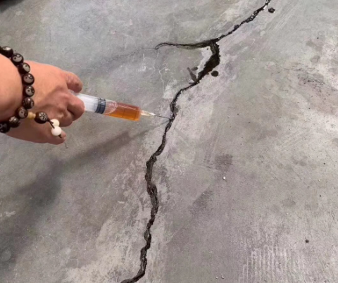 田阳混凝土裂缝修补技术详解​